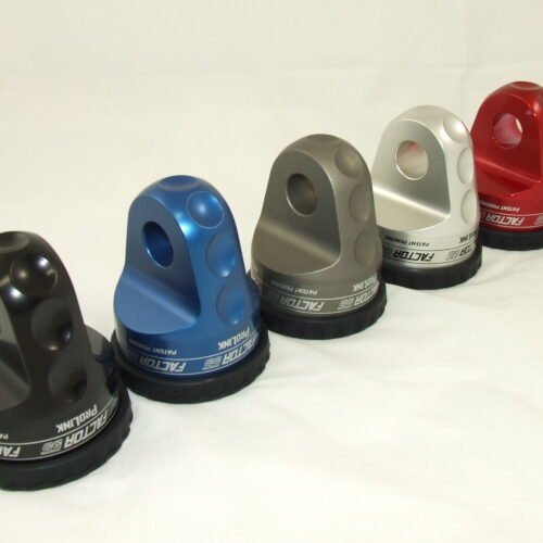 00015-02.jpg ~(2 lbs. 5X5X5)~ PROLINK WINCH SHACKLE MOUNT BLUE