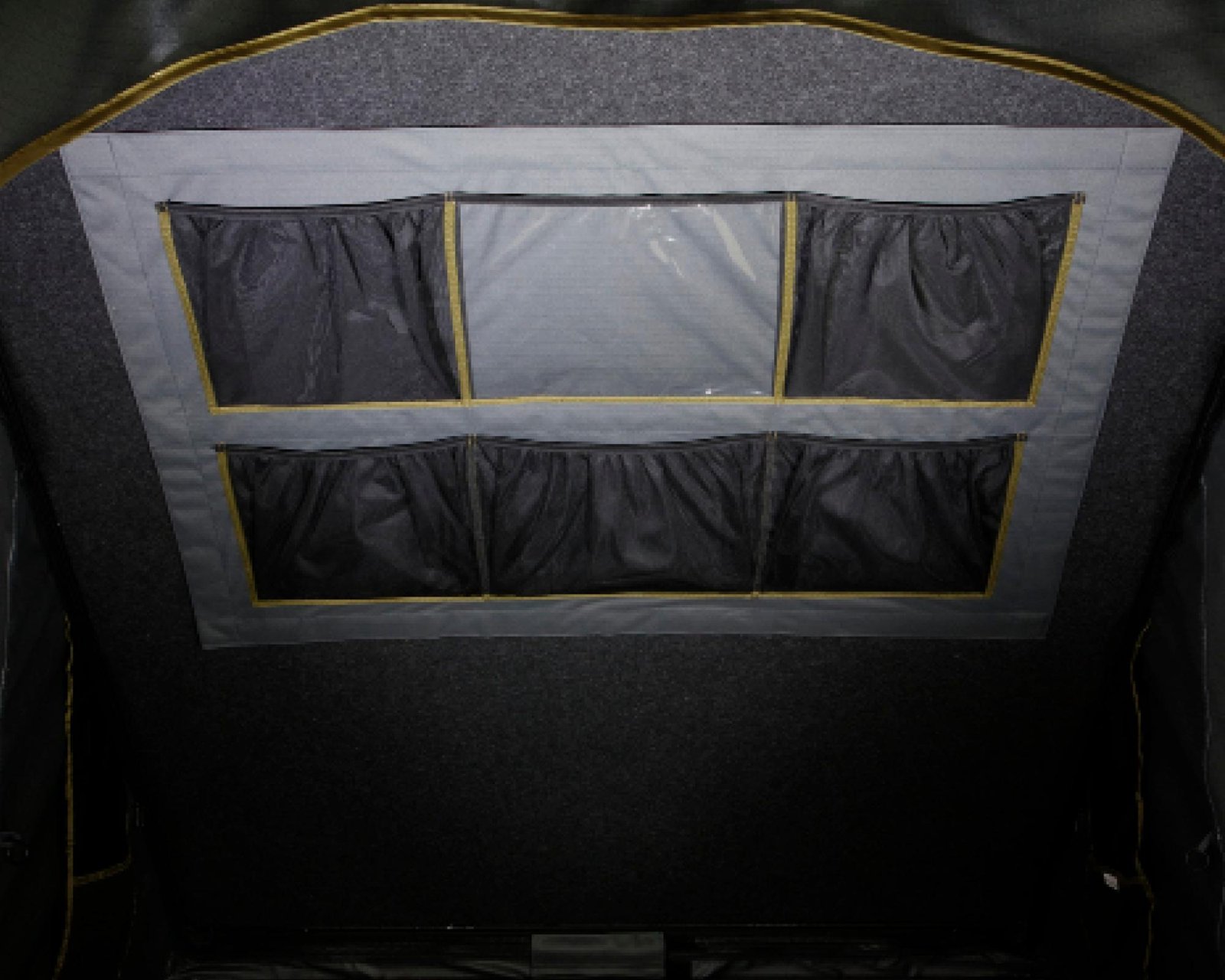 18099901 Mamba 3 Roof Top Tent - Clam Shell Roof Top Tent Overland Vehicle Systems - Image 6