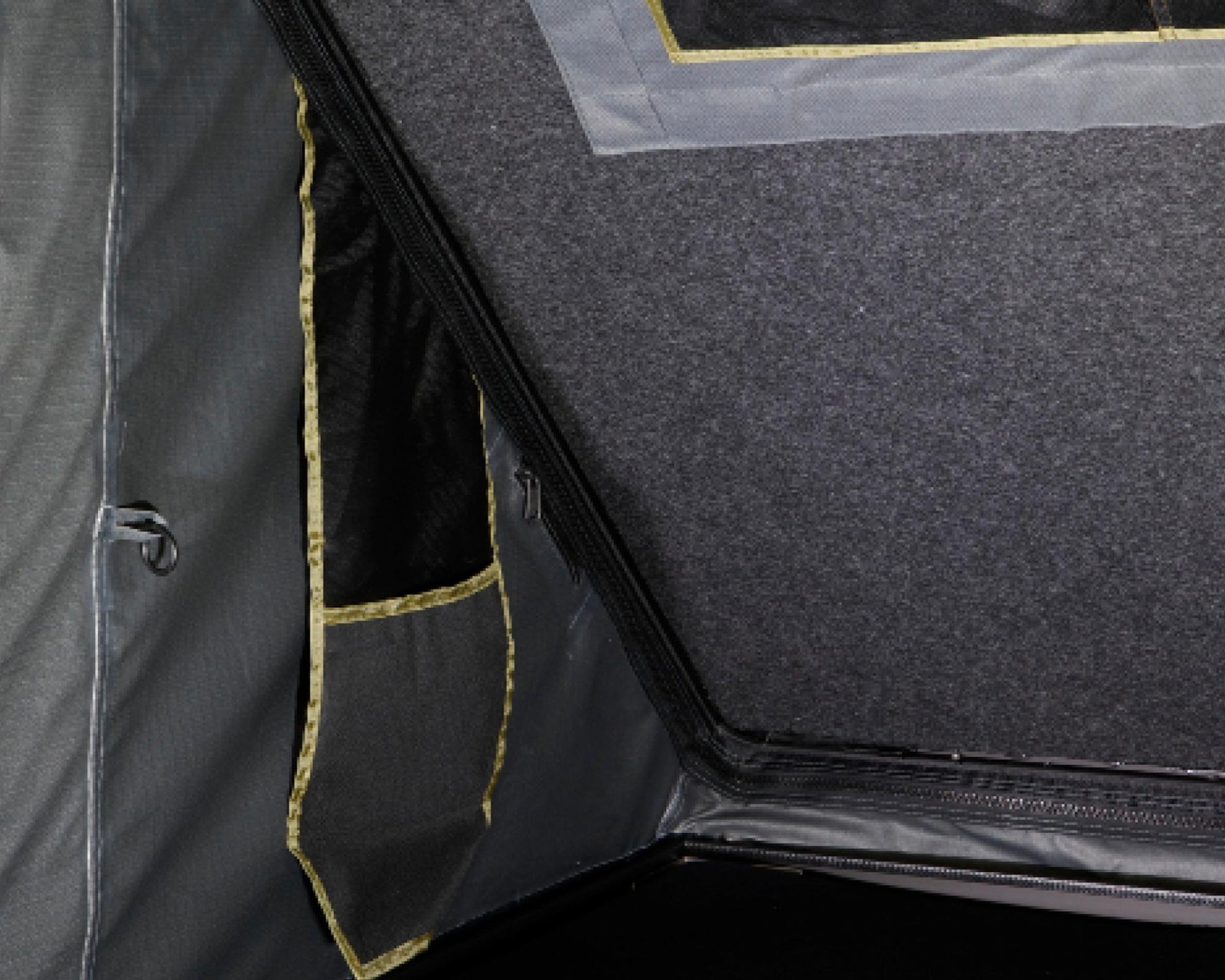 18099901 Mamba 3 Roof Top Tent - Clam Shell Roof Top Tent Overland Vehicle Systems - Image 7