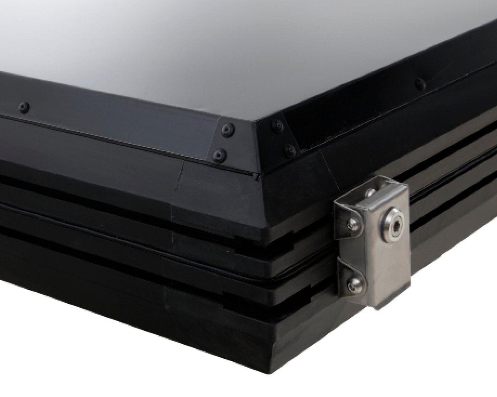 18099901 Mamba 3 Roof Top Tent - Clam Shell Roof Top Tent Overland Vehicle Systems - Image 10